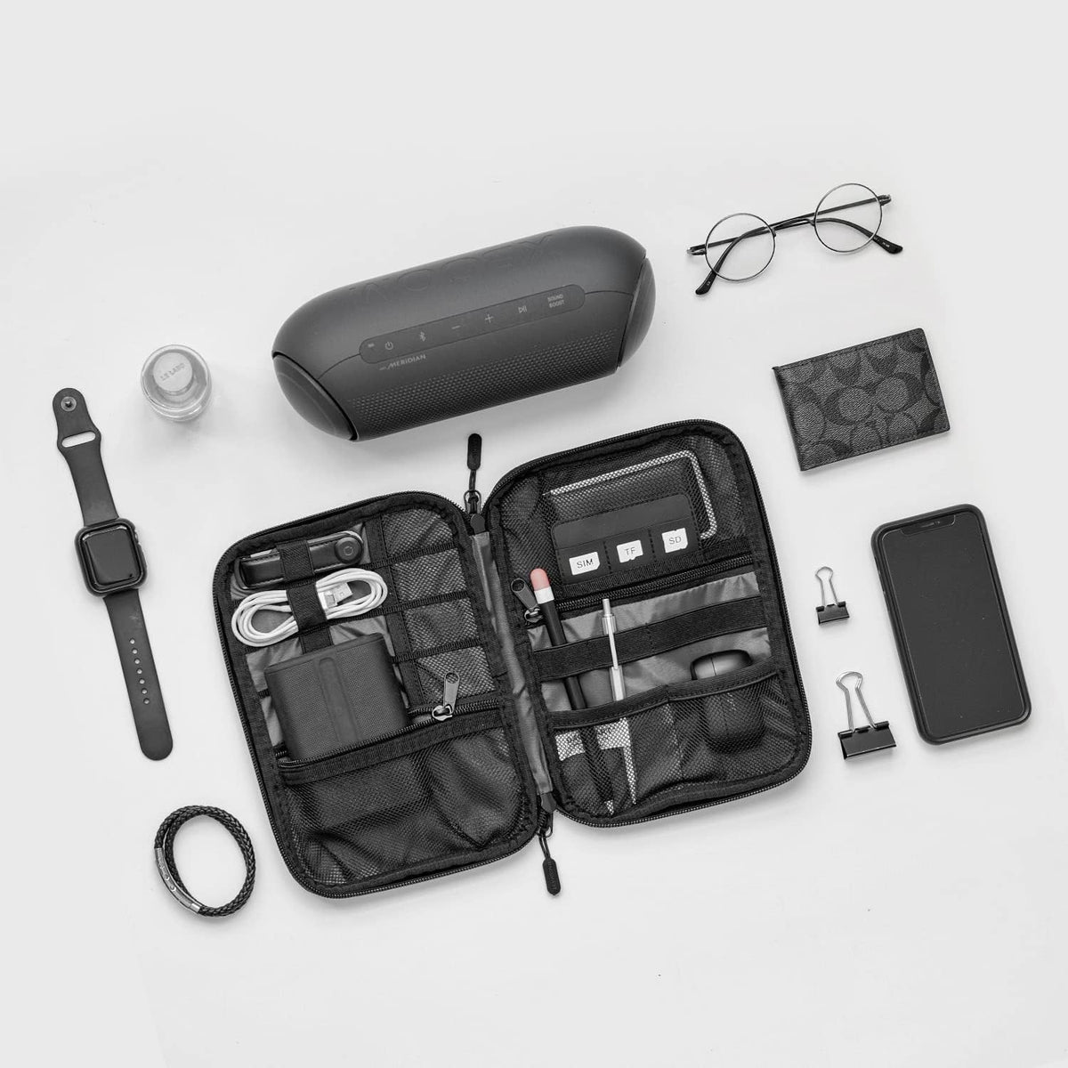 BAGSMART Large Electronics Travel Organizer Case, Tech Accessories Cord Storage Bag for Phone, Power Bank, SD Card, Cables, Black