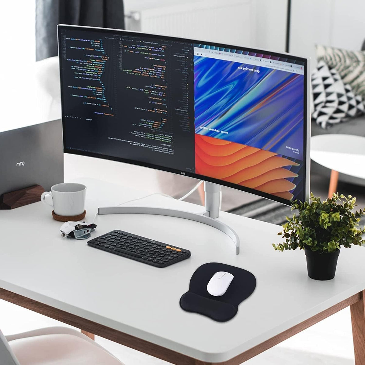 EooCoo Ergonomic Mouse Pad with Wrist Support, Mousepad with Memory Foam Wrist Rest and Non-Slip Base for Computer, Cafe, Home & Office